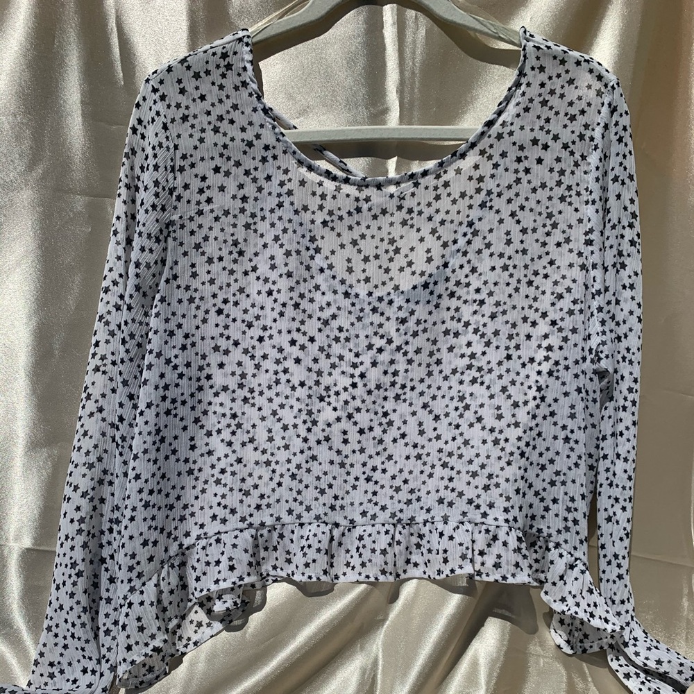 ✨WILD FABLE STAR PRINT SHEER TOP✨